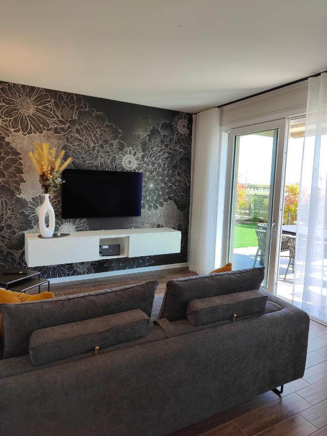 San Giorgio Design Home Con Jacuzzi Privata Cola  Luaran gambar